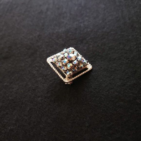 Square “Diamond” and Silver Pin - Picture 3 of 5